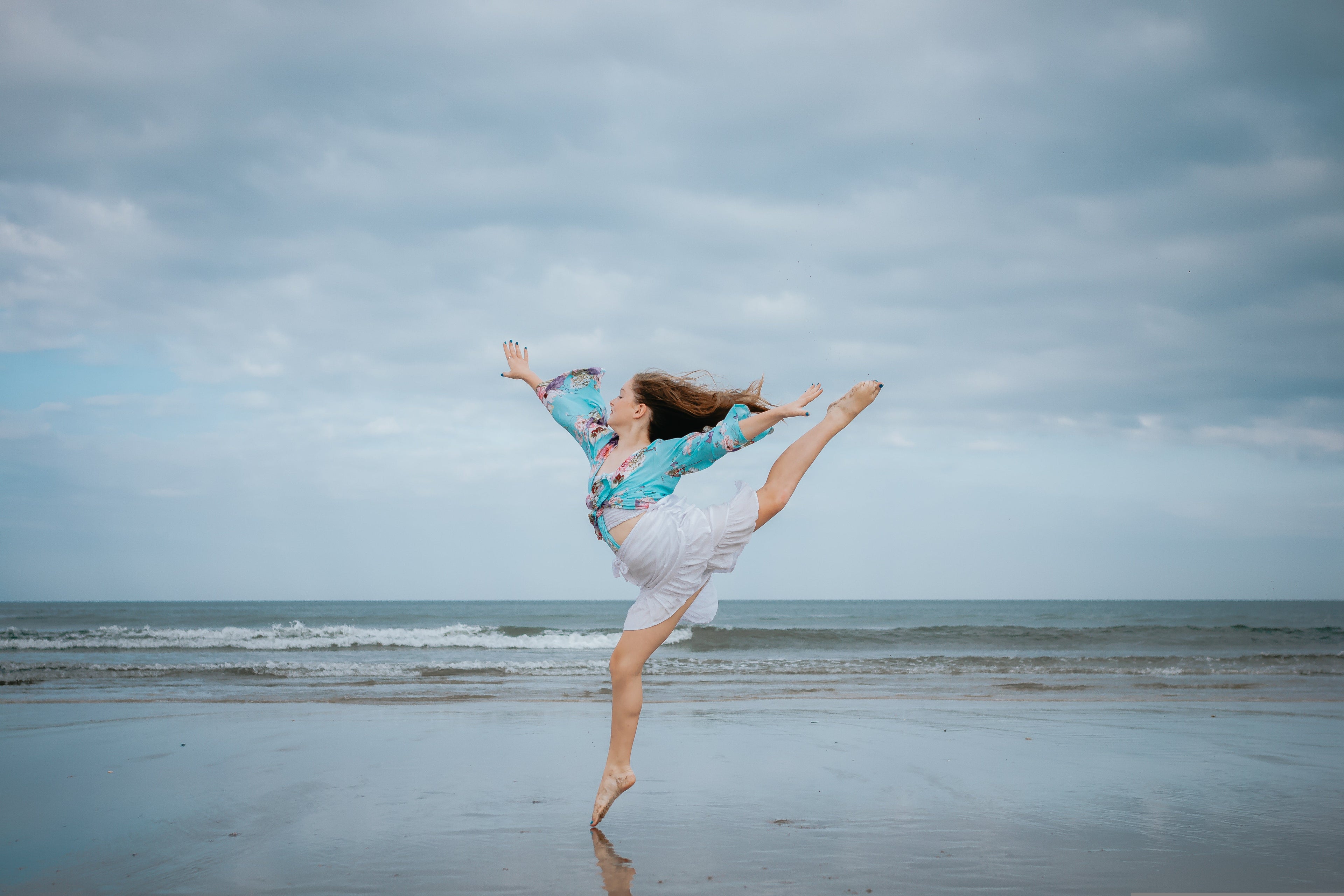 Barefoot Hide A Way: Music by:  HALEY BROOK